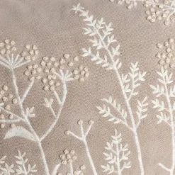 Almohada bordada DAISY gris con flores 30x50cm