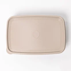 Caja rectangular con tapa beige 2,2L