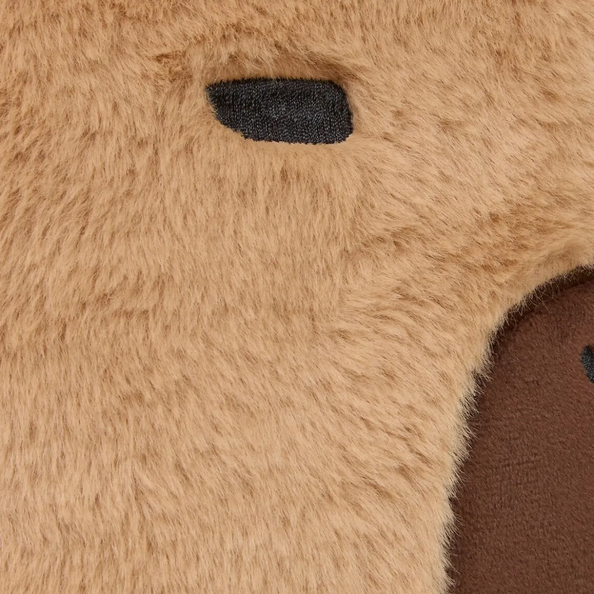 Cojín peluche marrón