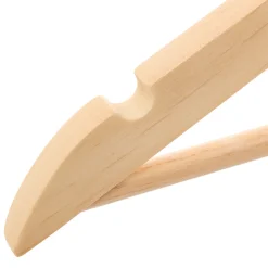 Conjunto de 8 perchas de madera