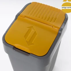 Cubo reciclaje con tapa basculante 35L
