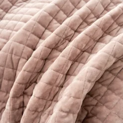 Edredón AMELIA rosa de terciopelo 240x260cm