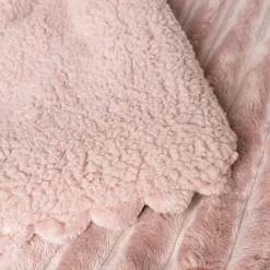 Edredón WINTER NEST rosa 240x260cm