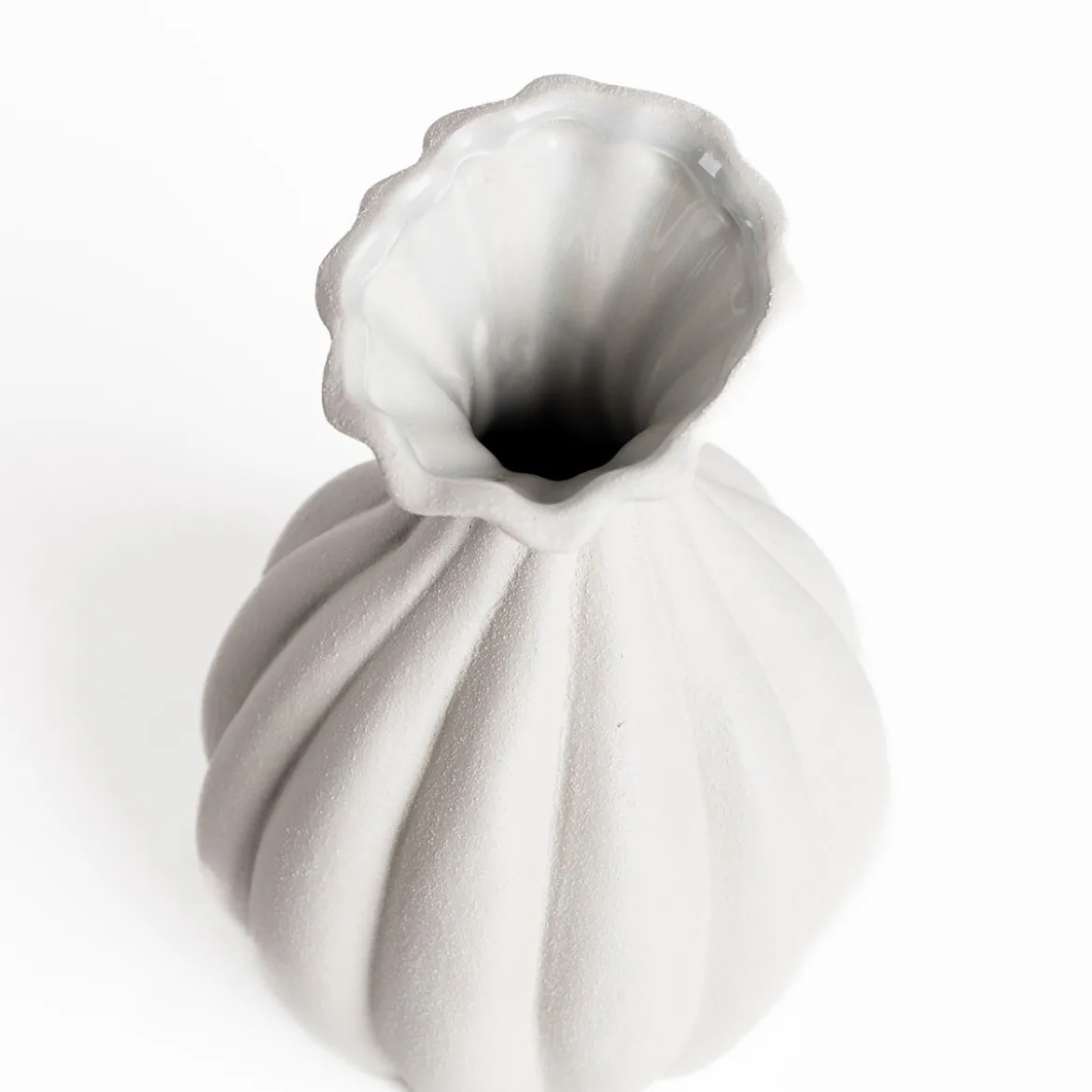Jarrón gris de cerámica 22,4 cm