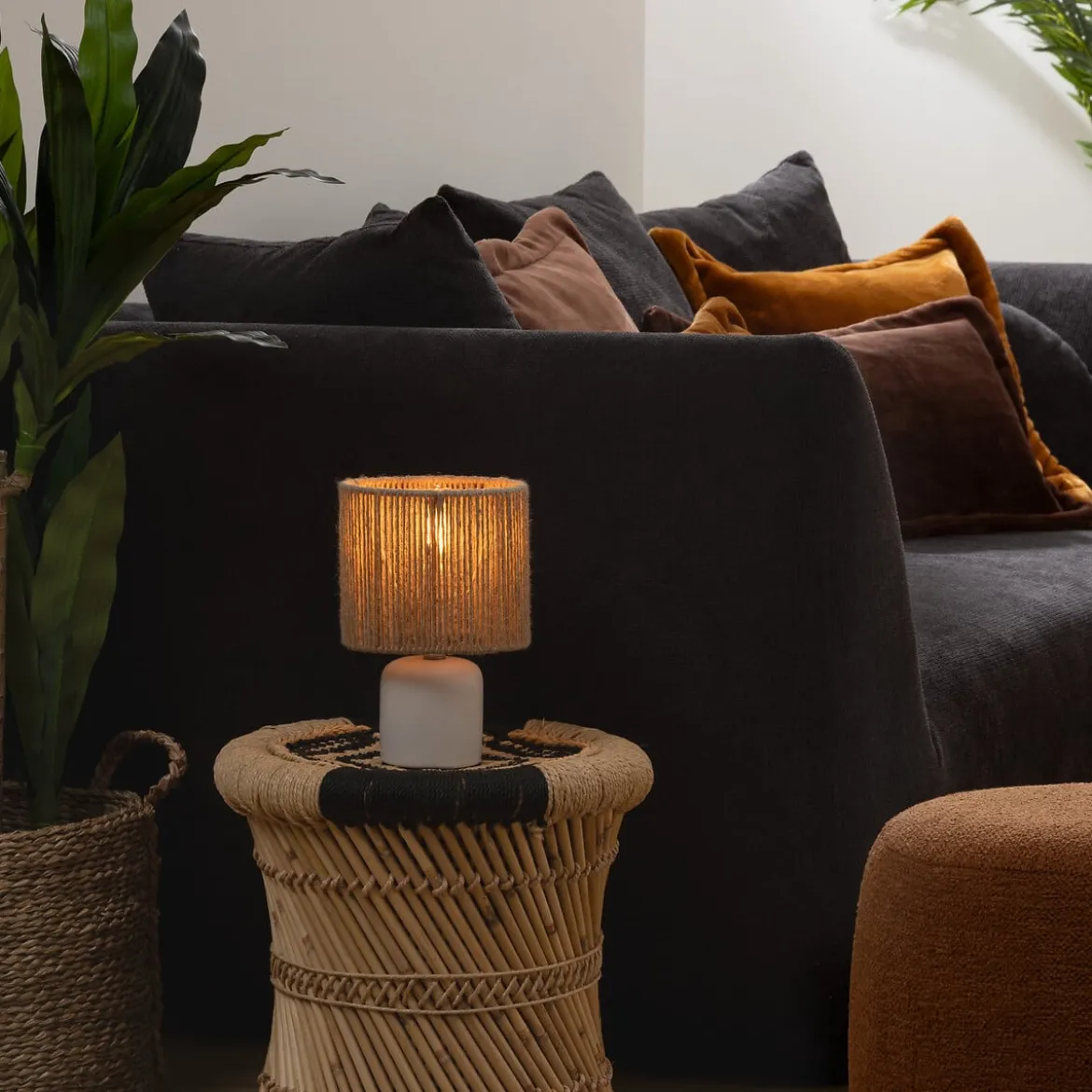 Lámpara De Mesa Koby De Cerámica Blanca
