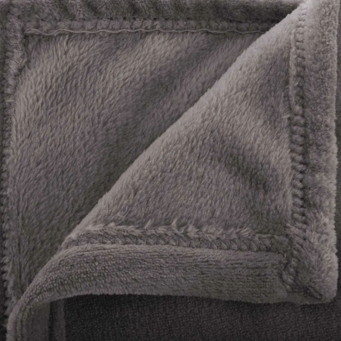 Manta Coralina Gris Oscuro 130x180Cm