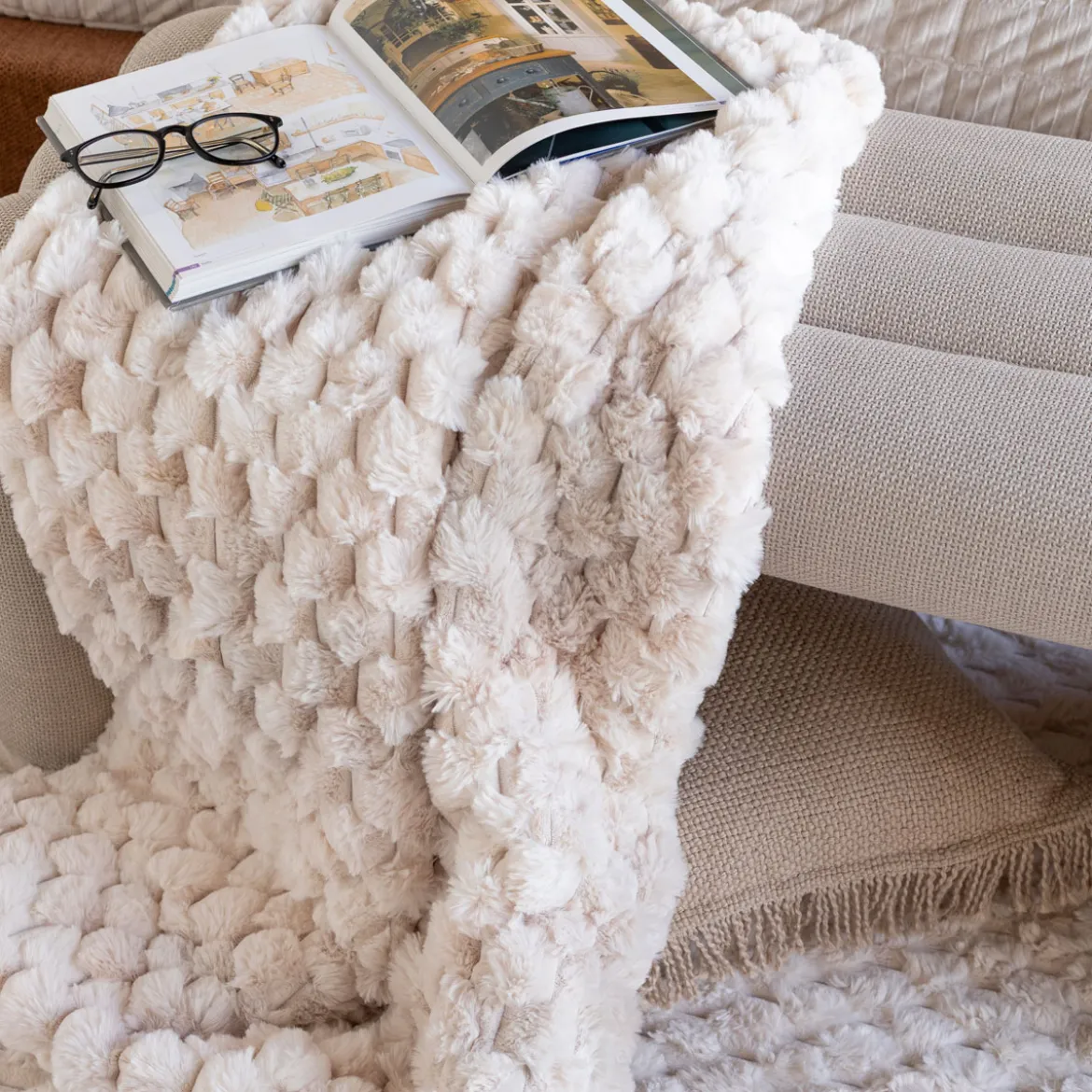 Manta de felpa beige INUIT