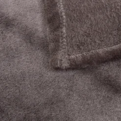 Manta OLLIS gris oscuro de terciopelo