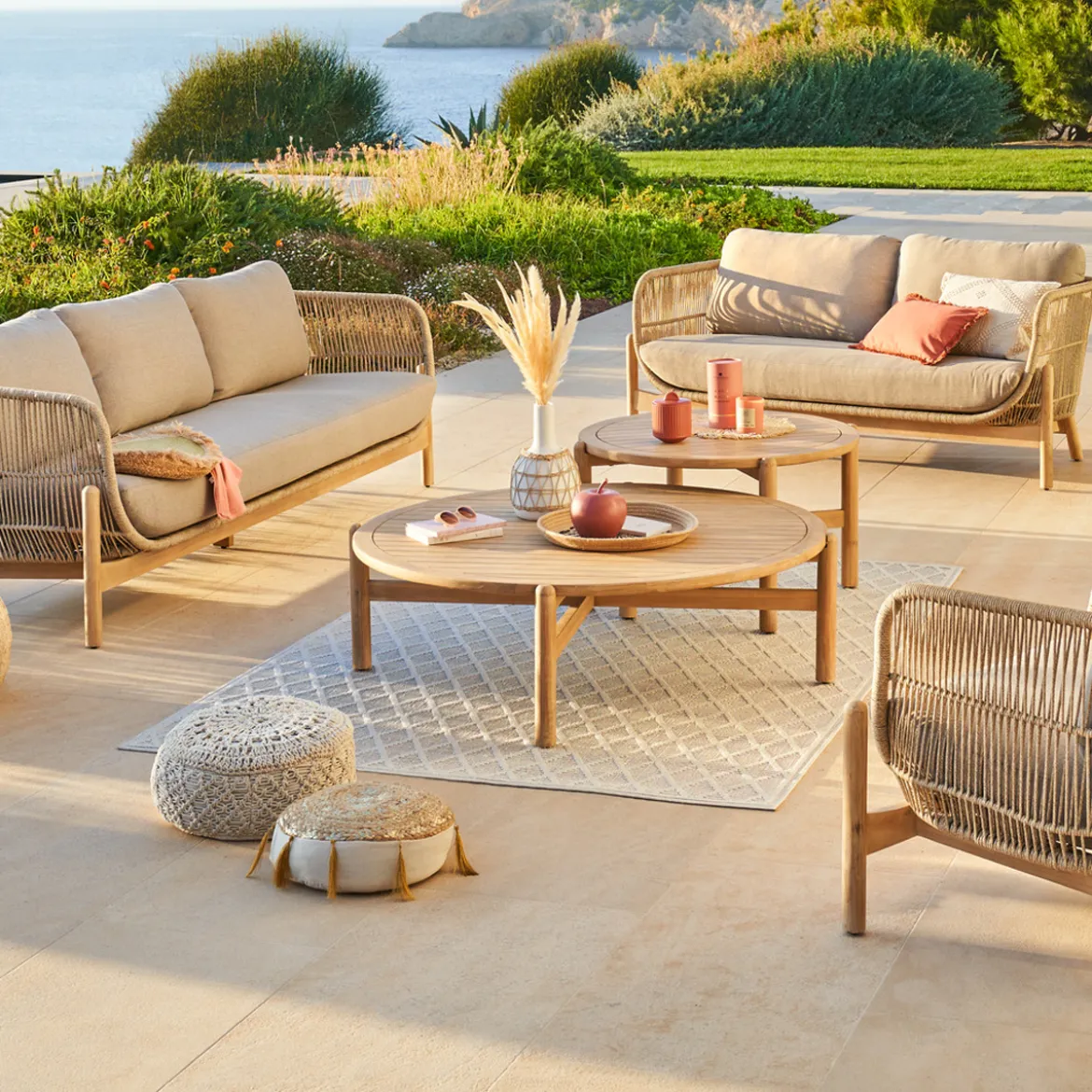 Mesa baja DEONA de madera acacia