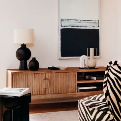 Mueble de tv SABOR marrón de madera acacia