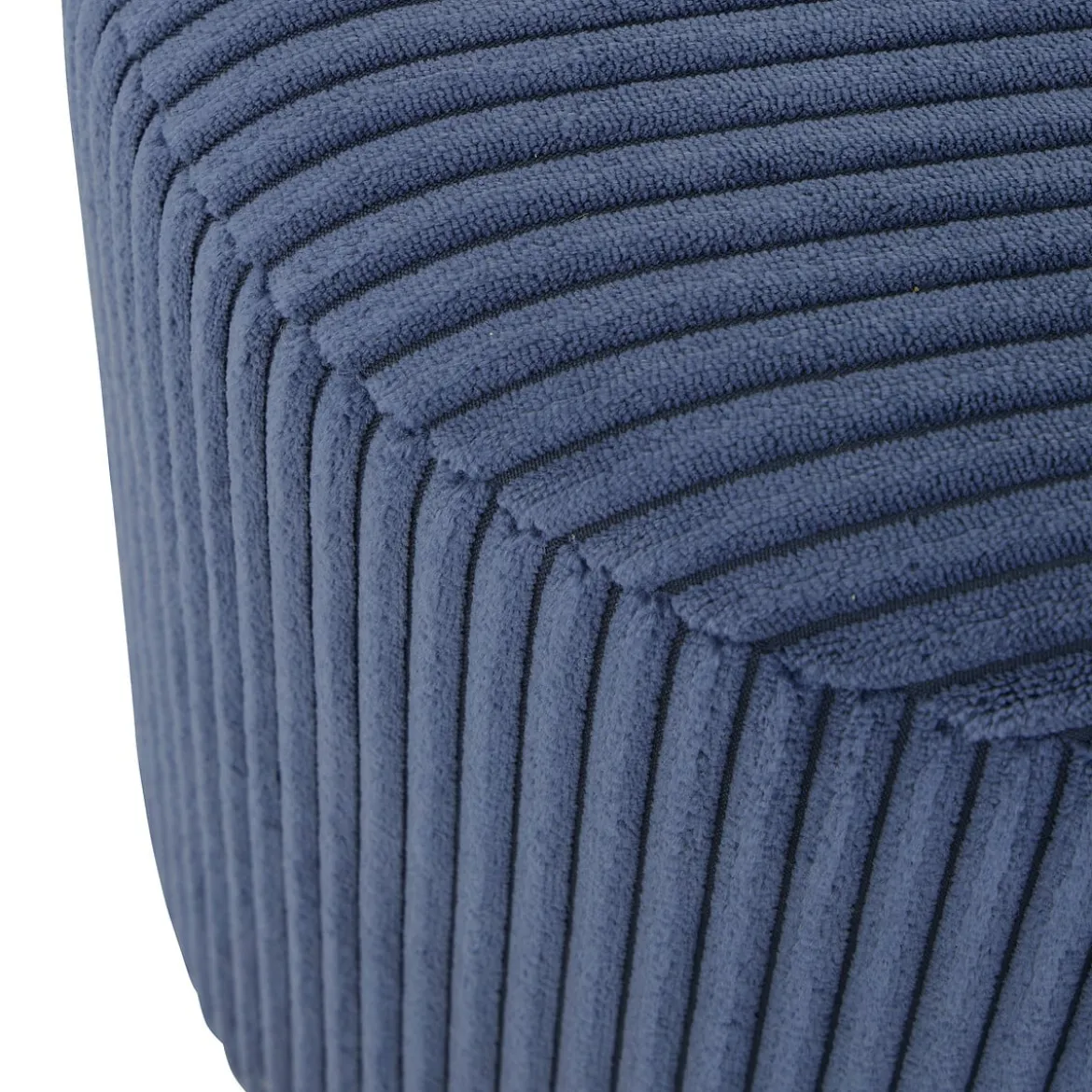 Puf SYLIA azul oscuro de terciopelo 38x38cm