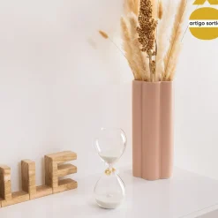 Reloj de arena de vidrio decorado