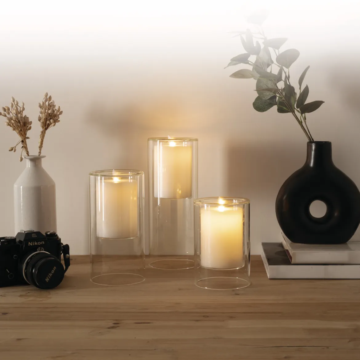 Set 3 velas led con portavelas de vidrio
