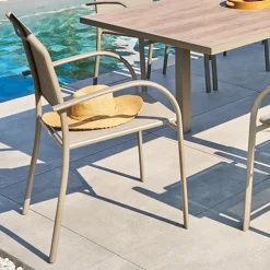 Silla con reposabrazos PIAZZA noisette/café