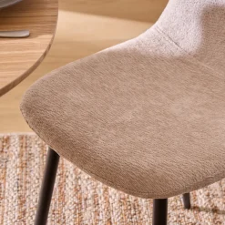 Silla TYKA de tela beige
