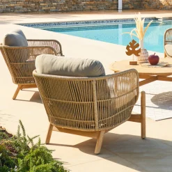 Sillón DEONA gris pardo de madera de acacia