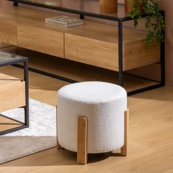 Taburete BANSA blanco con patas de bambú