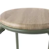 Taburete NOMAD con estructura verde
