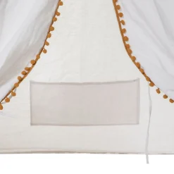 Tienda TIPI blanca con pompones